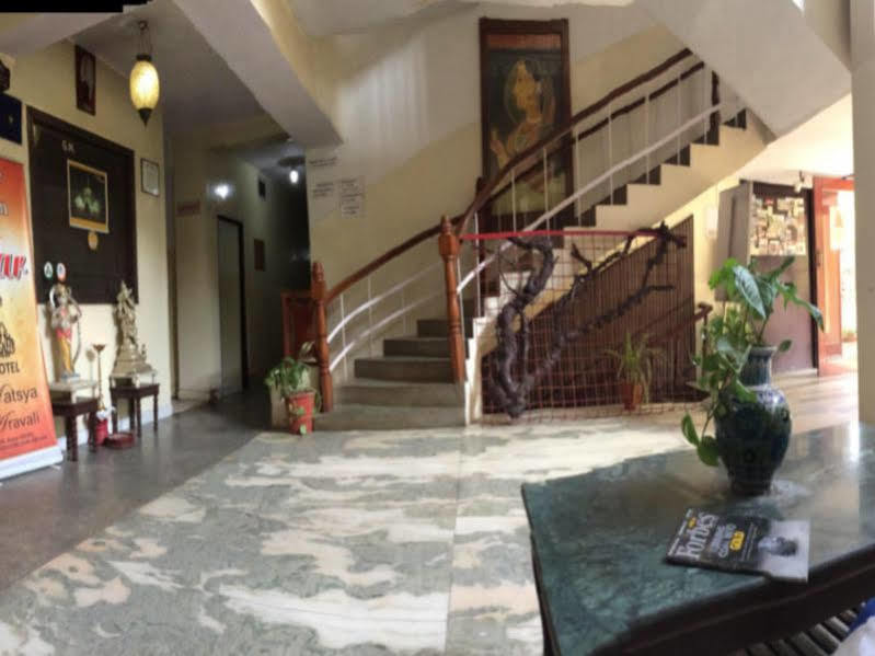 Aravali Clarks Inn Алвар Екстер'єр фото